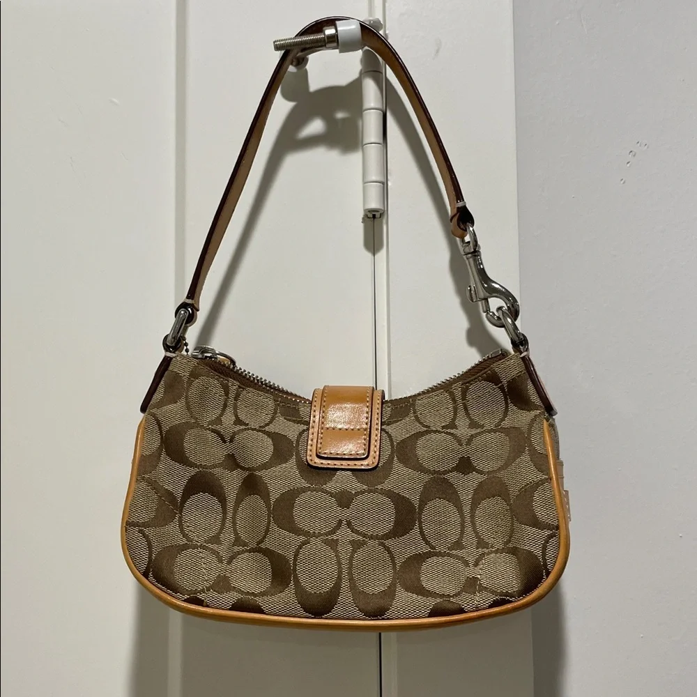 Coach Monogram Mini Demi Hamptons Buckle Bag - Picture 3 of 9